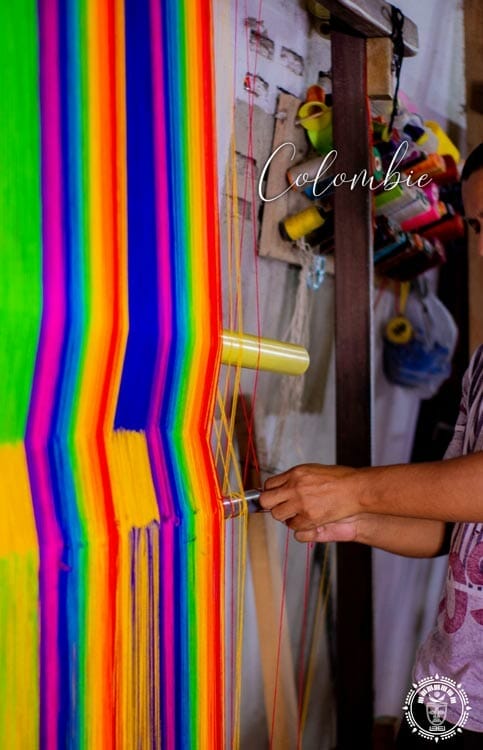 métier à tisser dans un atelier de fabrique en Colombie