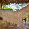 hamac à barre de luxe du Nicaragua vue de coté, gros plan sur les franges